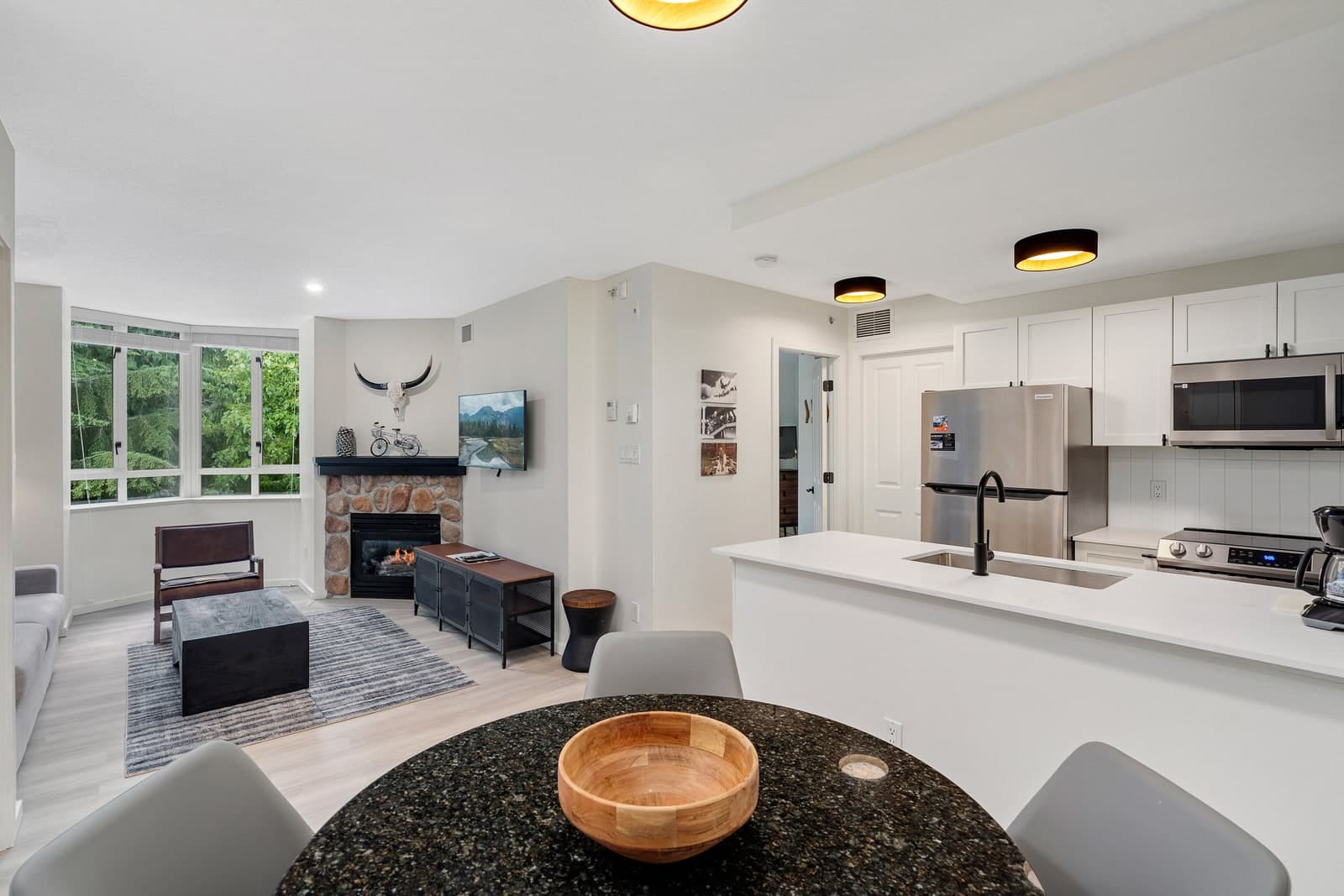 Mountain View — Top Floor